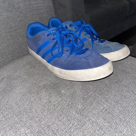 Adidas Blue on Blue Rubber Soul Classic 3-stripe Sneakers. Size 11 - Picture 5 of 6